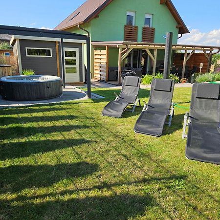 Holiday Home Znojmo W/ Wellness & Wine Zewnętrze zdjęcie