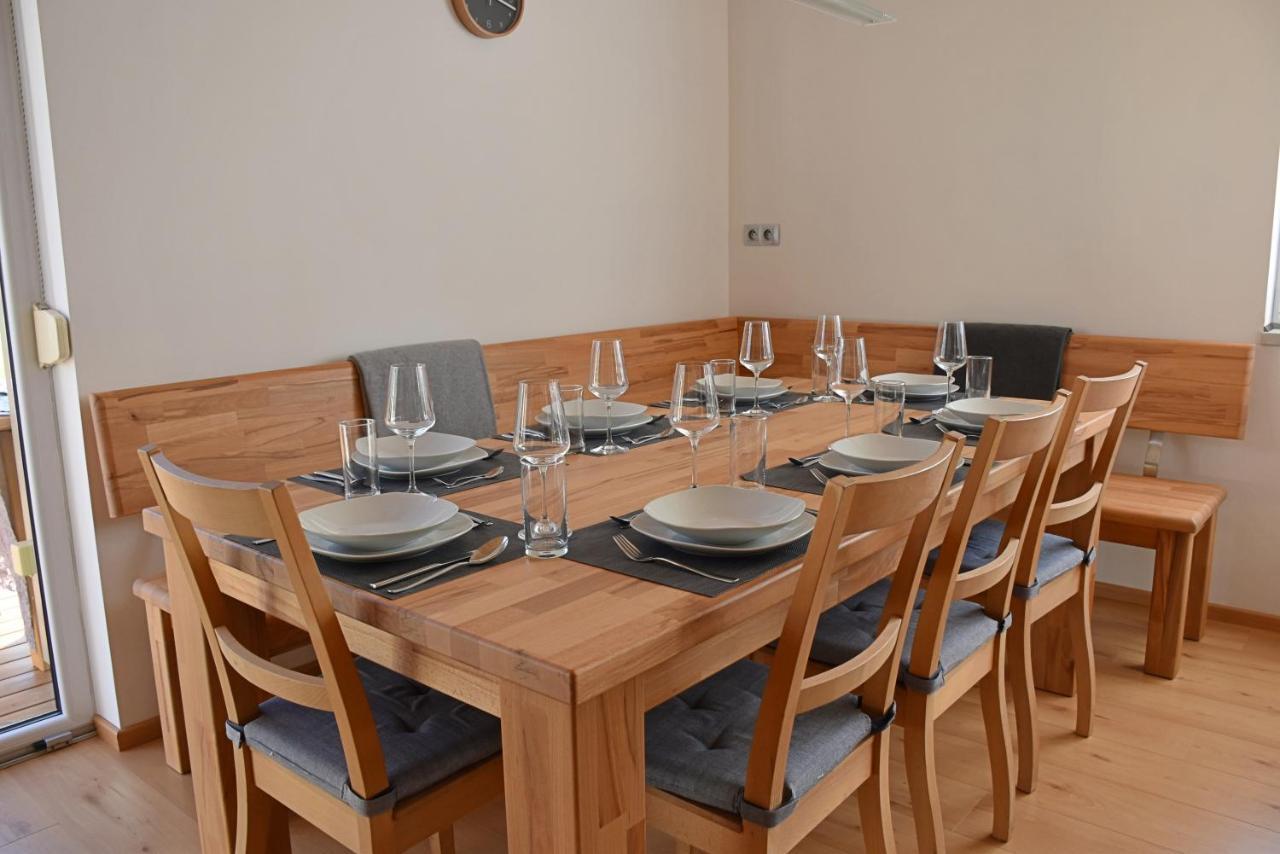 Holiday Home Znojmo W/ Wellness & Wine Zewnętrze zdjęcie