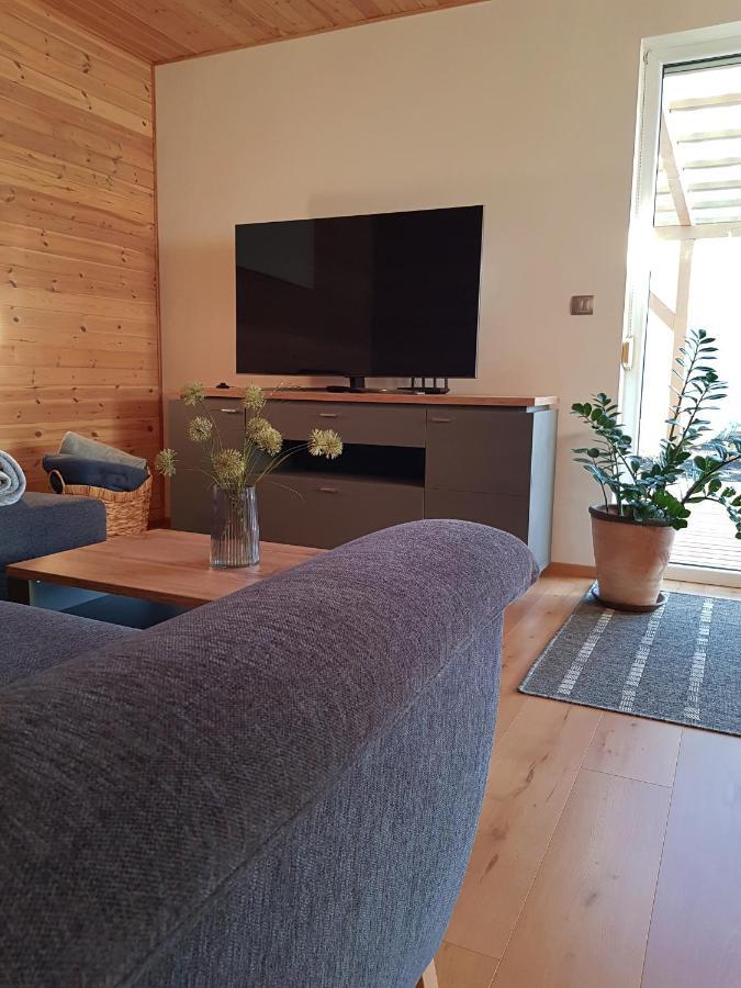 Holiday Home Znojmo W/ Wellness & Wine Zewnętrze zdjęcie