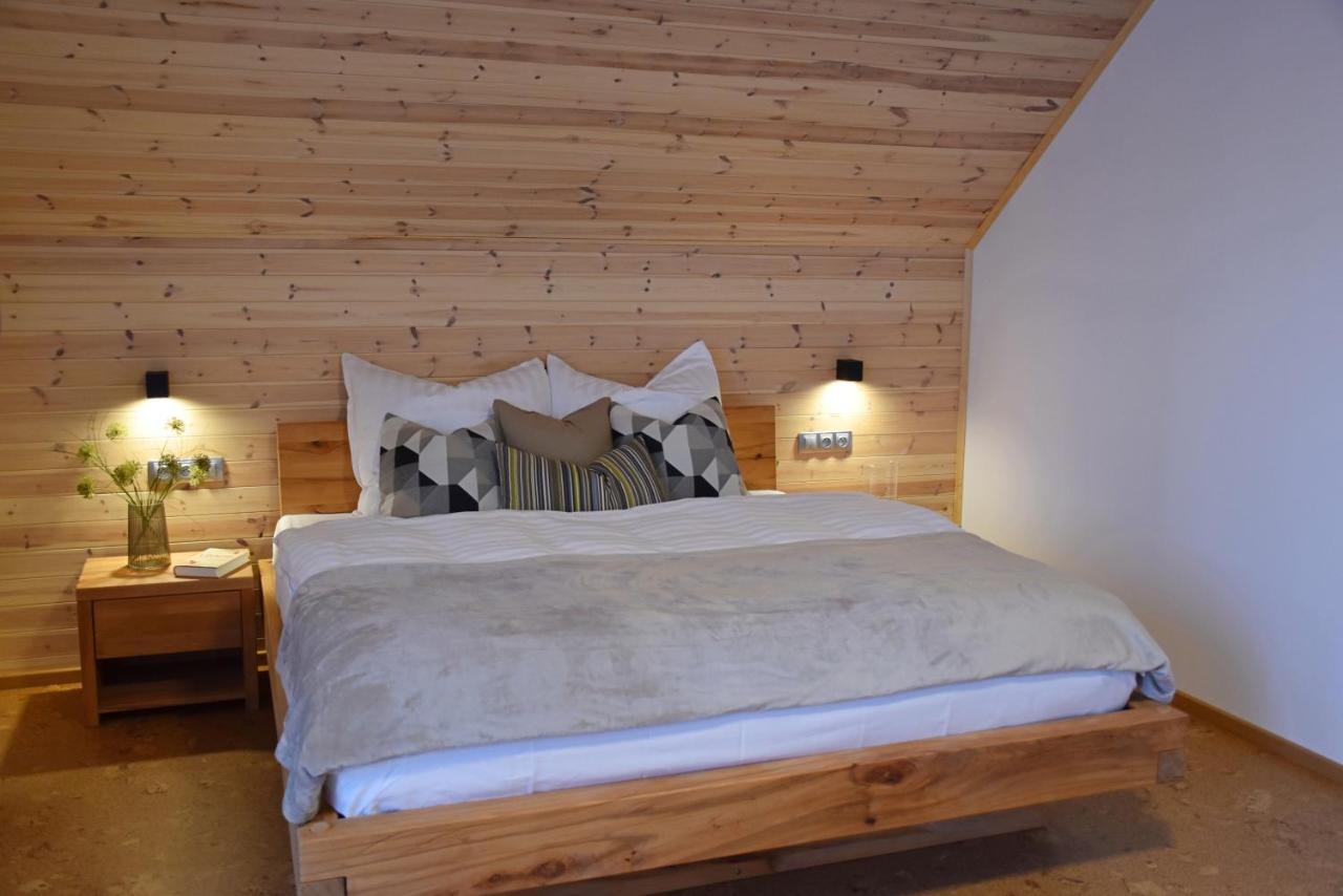 Holiday Home Znojmo W/ Wellness & Wine Zewnętrze zdjęcie