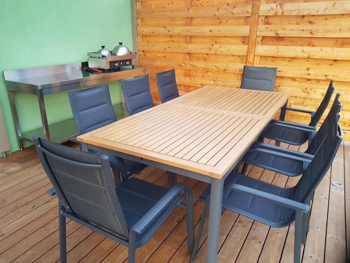 Holiday Home Znojmo W/ Wellness & Wine Zewnętrze zdjęcie