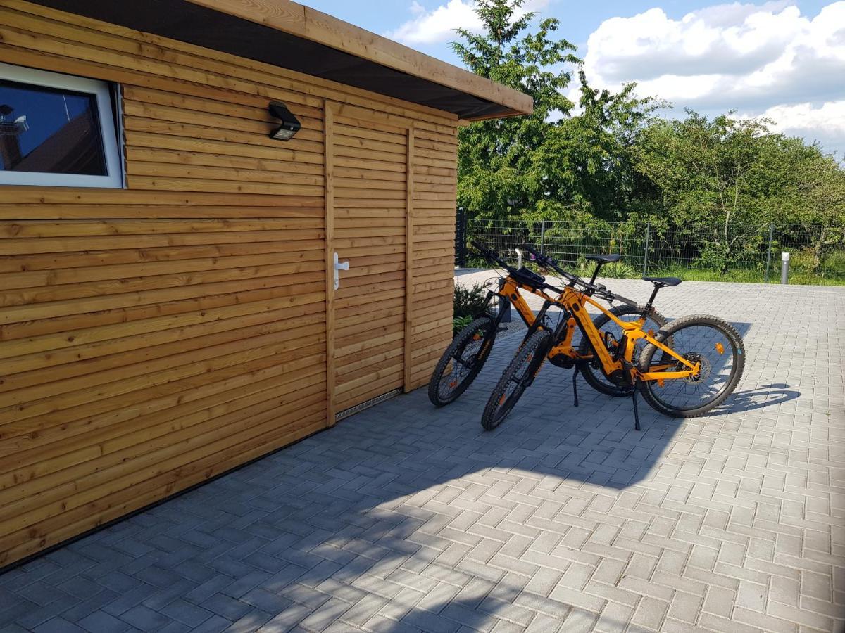 Holiday Home Znojmo W/ Wellness & Wine Zewnętrze zdjęcie